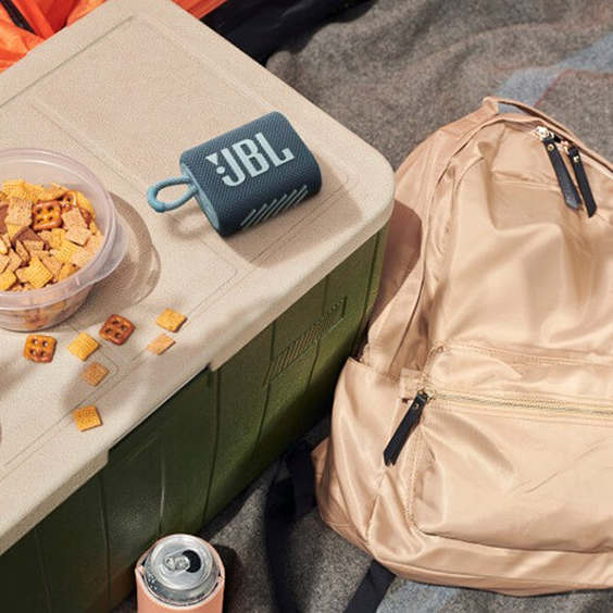 Loa Bluetooth JBL Go 3 nhỏ gọn trong lòng bàn tay